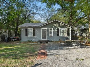 615 W Coffin St, Denison, TX 75020