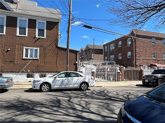 2nd image of 8910 Rockaway Blvd