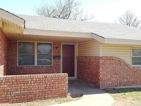 3rd image of 2600 N Hammond Ave