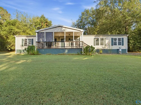 1740 Killingsworth Cove Rd, Gurley, AL 35748