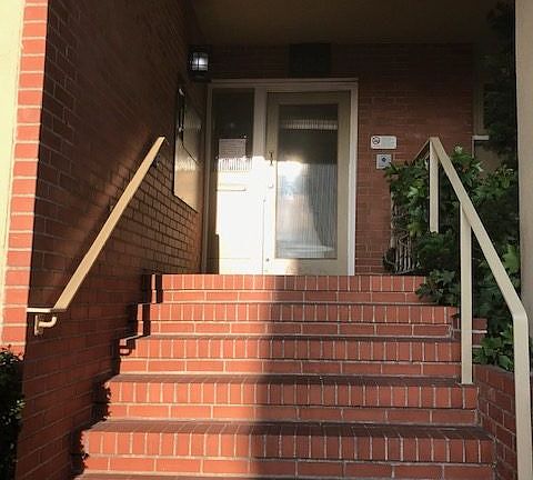 2nd image of 600 Laurel St #10