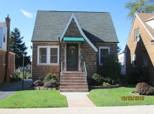 9320 S Francisco Ave, Evergreen Park, IL 60805