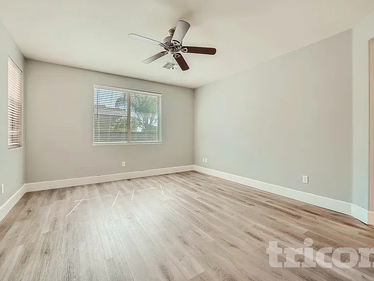 678 S Desert Haven Rd — Photo 14
