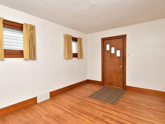 3rd image of 48 Modern Ave #1