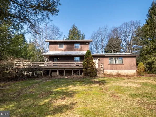 1157 Lakeford Rd, Terra Alta, WV 26764