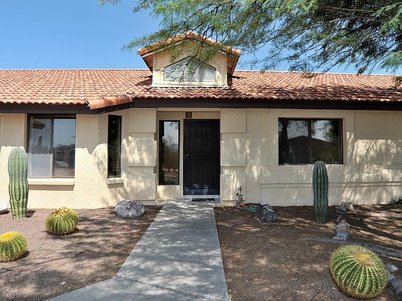 5th image of 6180 N Panorama Cir