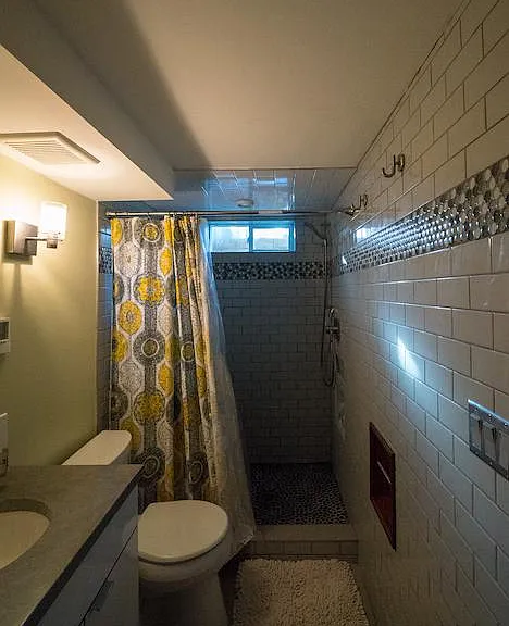 Bathroom - Downstairs