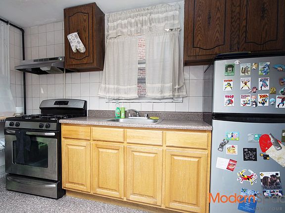 2nd image of 3033 43rd St #1