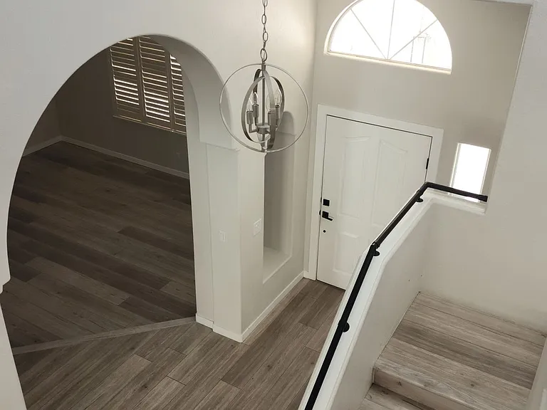 8016 Shorecrest Dr — Photo 18