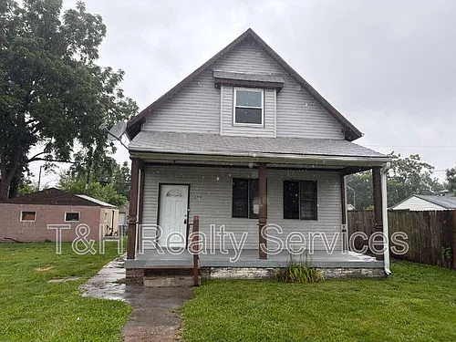 1258 E Naomi St Photo 1