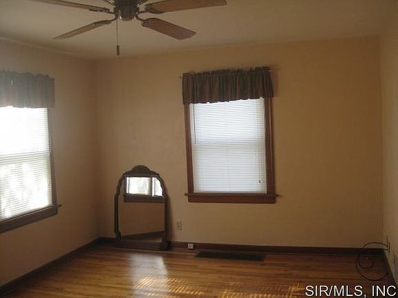 5th image of 472 Tipton Ave