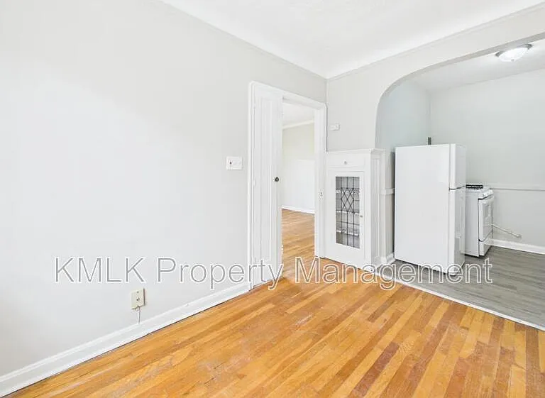 1352 Kenilworth Ave — Photo 13