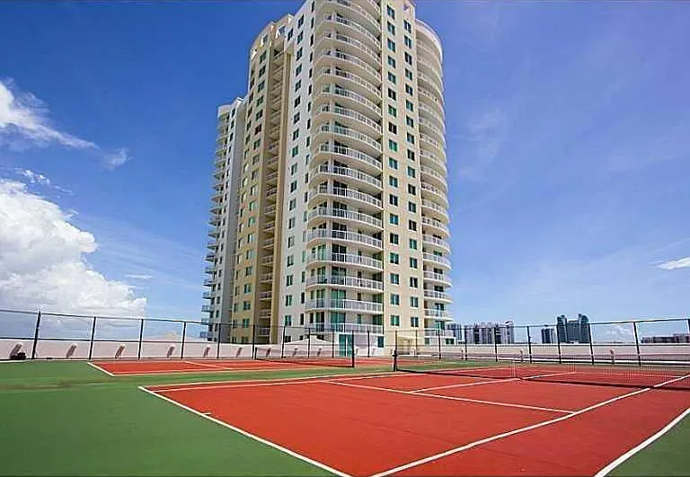 1745 E Hallandale Beach Blvd #8 — Photo 12