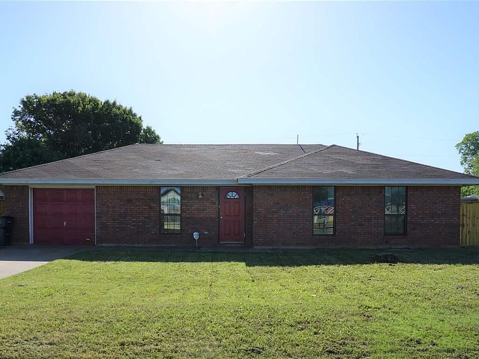 1st image of 1613 City View Dr