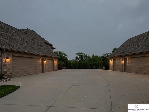 2nd image of 22108 Stanford Cir