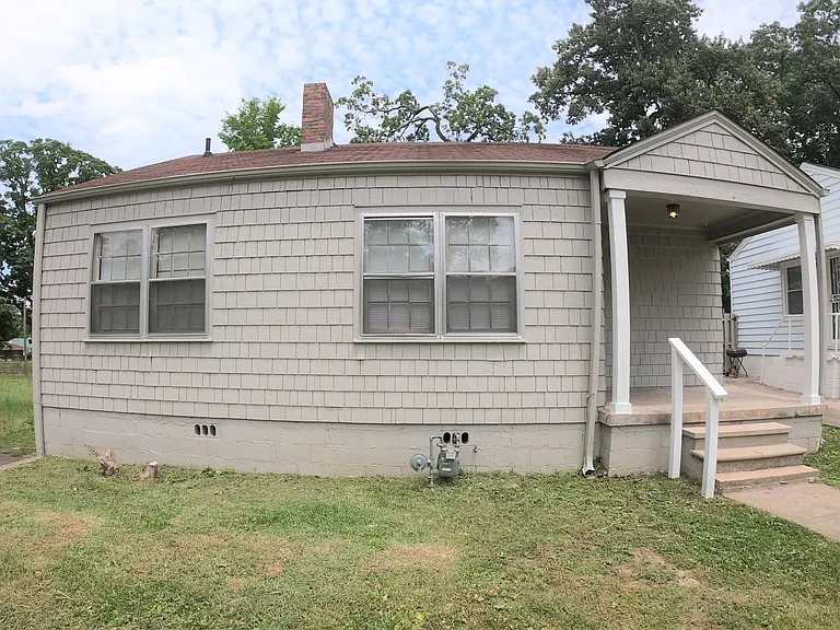 912 47th Street Ensley Ensley — Photo 1
