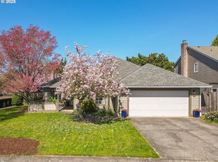 15614 SE Meadow Park Cir, Vancouver, WA 98683