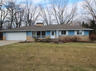 1949 Lone Grove Ave, Green Bay, WI 54303