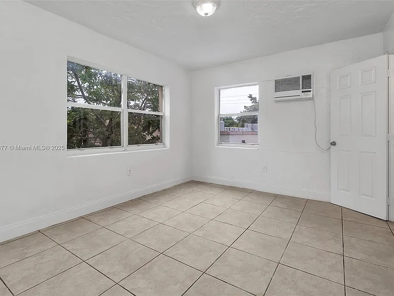 1137 NW 29th Ter #1130 — Photo 19