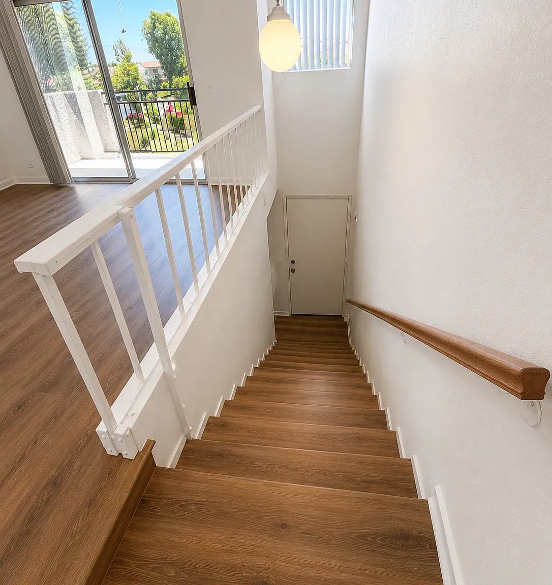 2 bed, 950 sqft, $2,150 — Photo 2