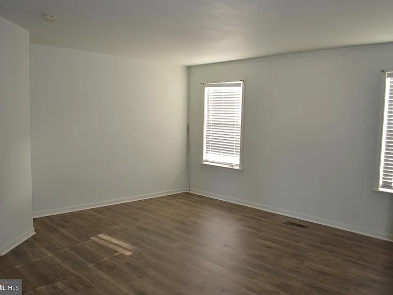 12113 Fallen Timbers Cir — Photo 21