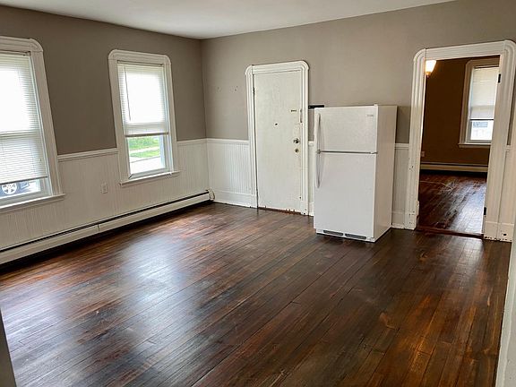 3rd image of 65 Arlington St #1