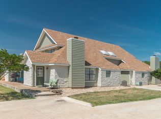200 Butler Ranch Rd APT 2C, Dripping Springs, TX 78620