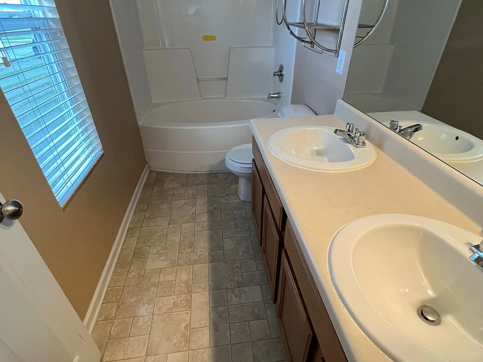 330 Kenneth Boulevard Northwest - 1 — Photo 3