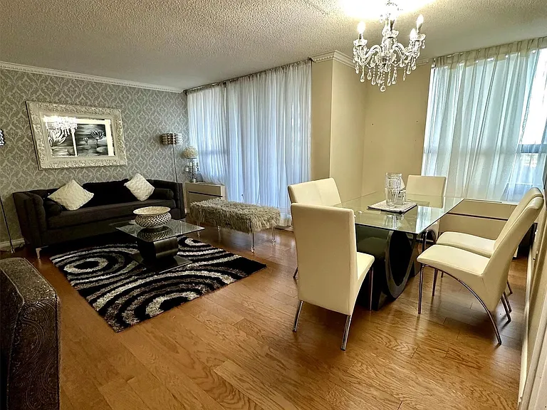 20 Mississauga Valley Blvd #1009 — Photo 5