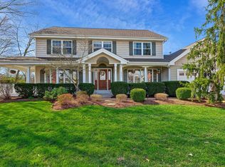 1961 Sumter Ridge Ct, Chesterfield, MO 63017