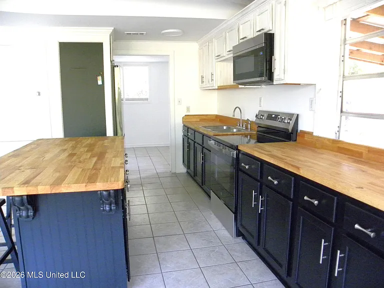 11447 Summer Lane Rd — Photo 7