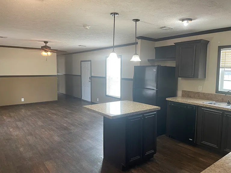 2062 Krist Ln — Photo 4