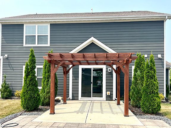 2nd image of 5975 Chickney Dr