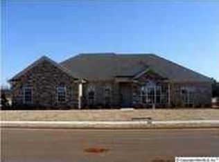 2 Cassine Ct SW, Huntsville, AL 35824