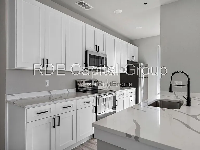 948 S Corinth Street Rd #1 — Photo 11