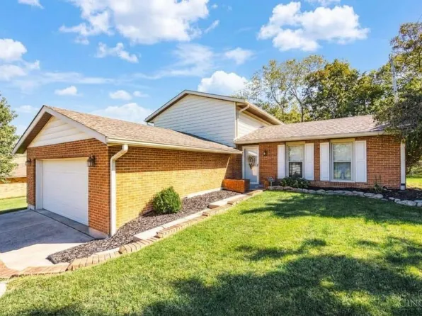 90 Mollie Dr, Hamilton, OH 45013
