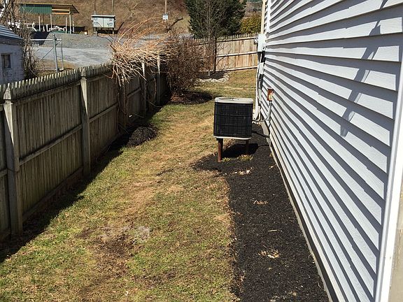 side yard
