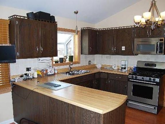 3rd image of 3480 Bayberry Dr