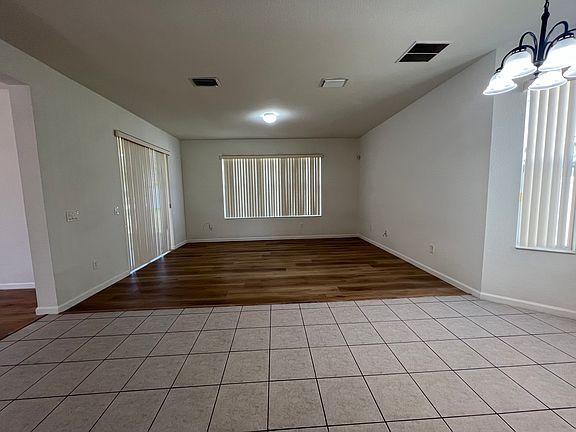 4th image of 4146 SW 51st Ter