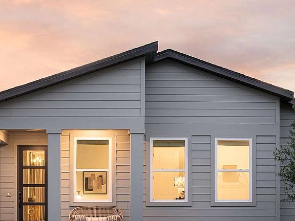 Northlake at Ovation - Econ Interior Image 4