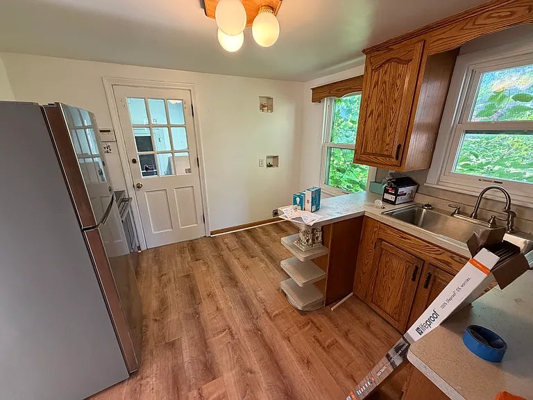 325 Meyer Rd — Photo 2