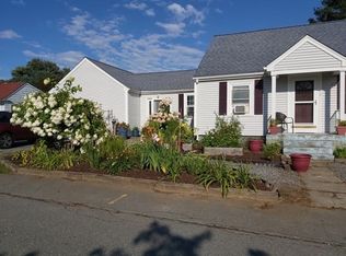 72 Bond St, Swansea, MA 02777