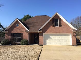 530 Timber Ln E, Hernando, MS 38632