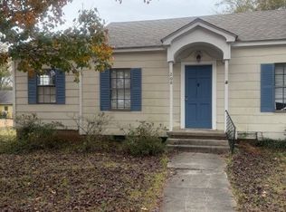 208 Newton St, Crystal Springs, MS 39059