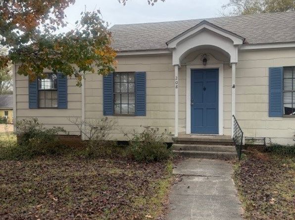 208 Newton St