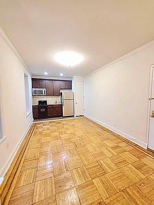 1st image of 1 Chester Ct #33