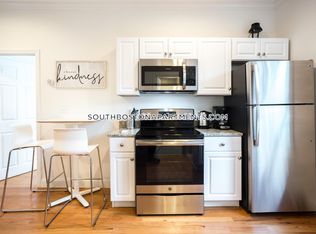 598 E Broadway #2F, Boston, MA 02127
