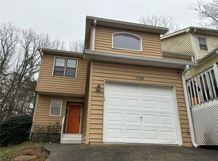 1730 Paddlewheel Dr NE, Marietta, GA 30062