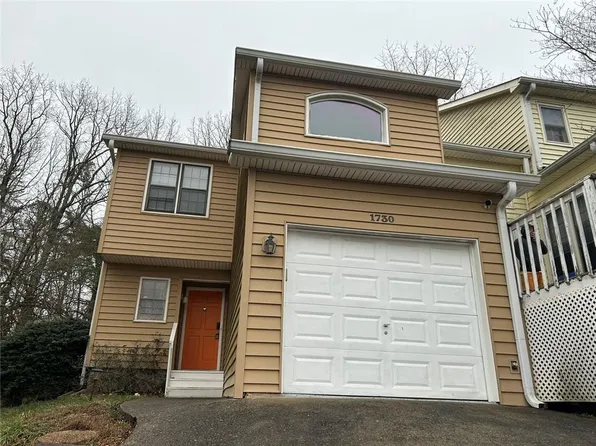 1730 Paddlewheel Dr NE, Marietta, GA 30062