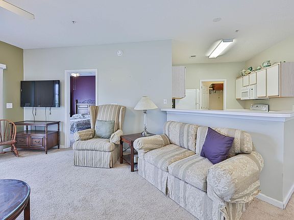 4th image of 4923 Pond Shoals Ct. #101